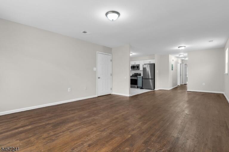 Property listing MLS 4049710 photo 10