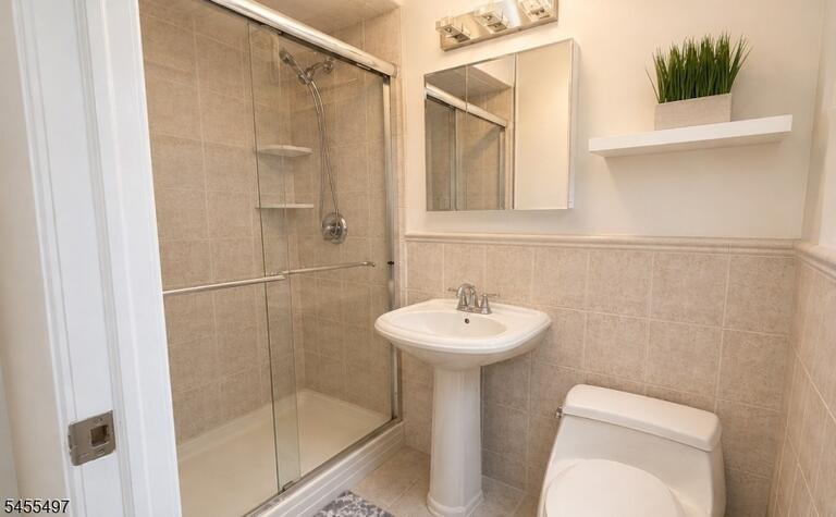 Property listing MLS 4049738 photo 8