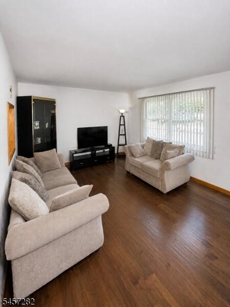 Property listing MLS 4049741 photo 7