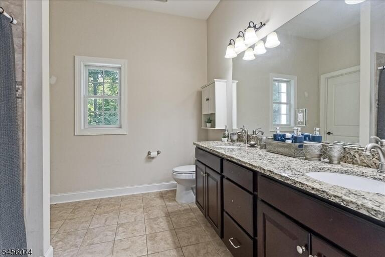 Property listing MLS 4049746 photo 22