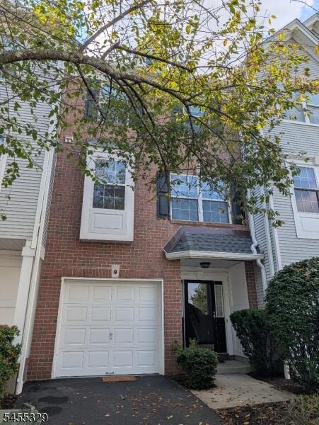 Property listing MLS 4049749 photo 1