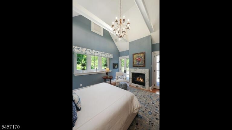 Property listing MLS 4049756 photo 23