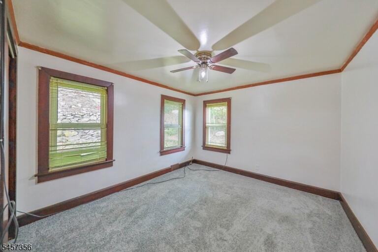 Property listing MLS 4049776 photo 9