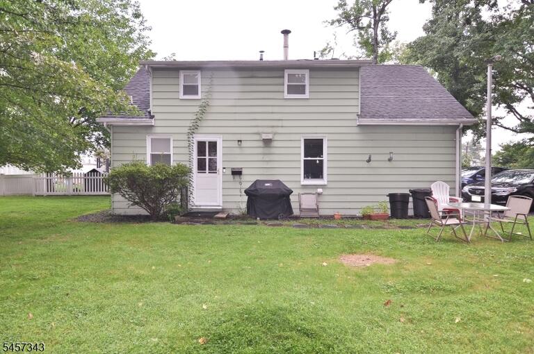 Property listing MLS 4049777 photo 1