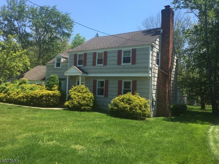 Property listing MLS 4049786 photo 1