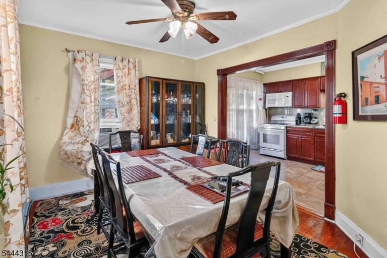 Property listing MLS 4049788 photo 10
