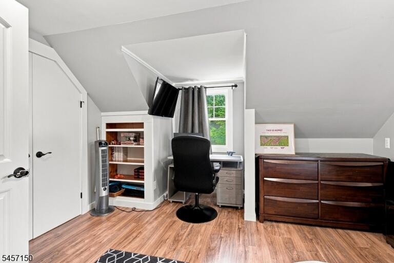 Property listing MLS 4049793 photo 35