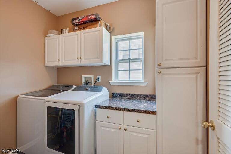 Property listing MLS 4049797 photo 13