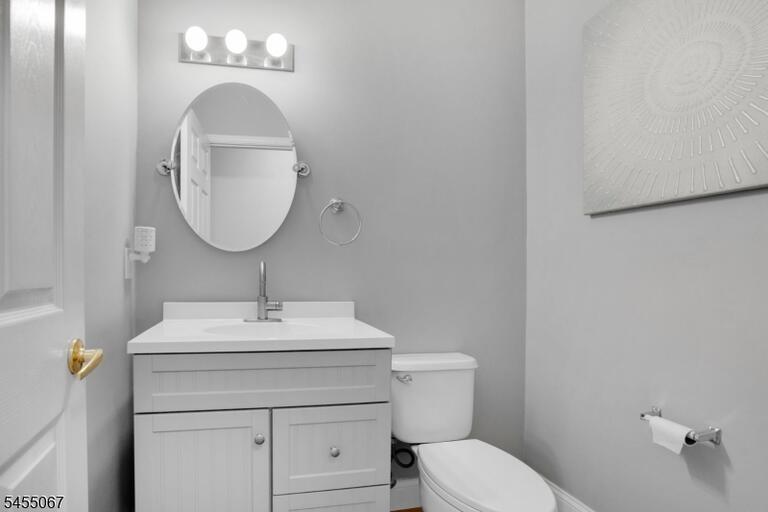 Property listing MLS 4049802 photo 11