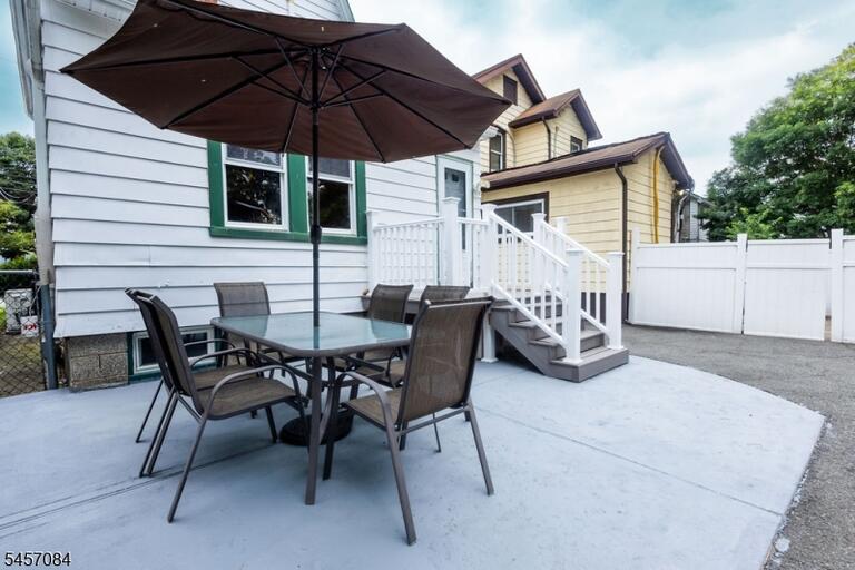 Property listing MLS 4049806 photo 24