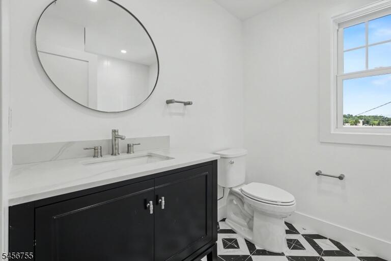 Property listing MLS 4049811 photo 23