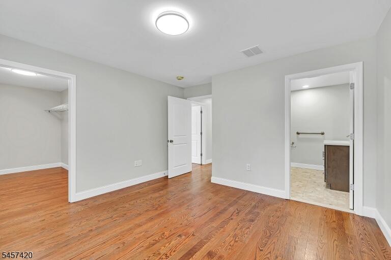 Property listing MLS 4049825 photo 18