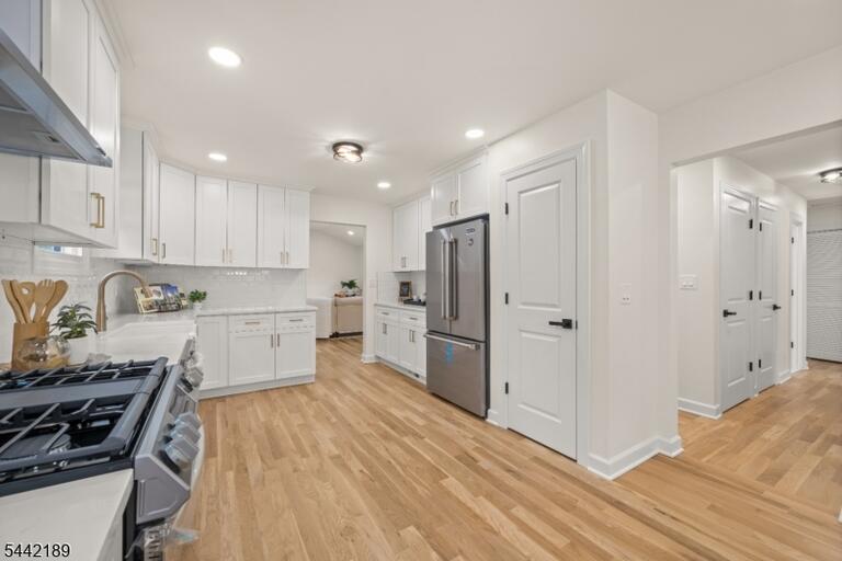 Property listing MLS 4049831 photo 10