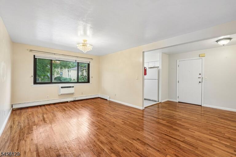 Property listing MLS 4049857 photo 10