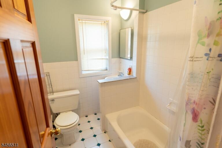 Property listing MLS 4049858 photo 12