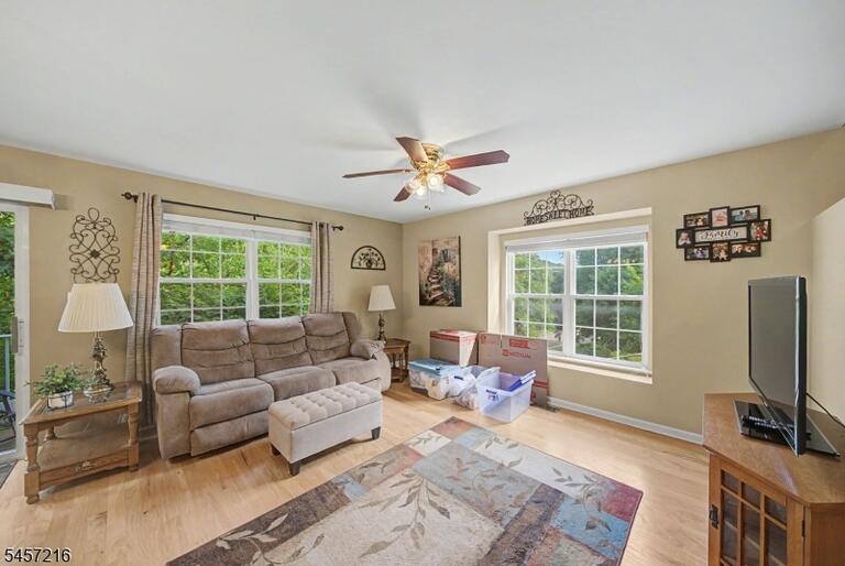 Property listing MLS 4049870 photo 16