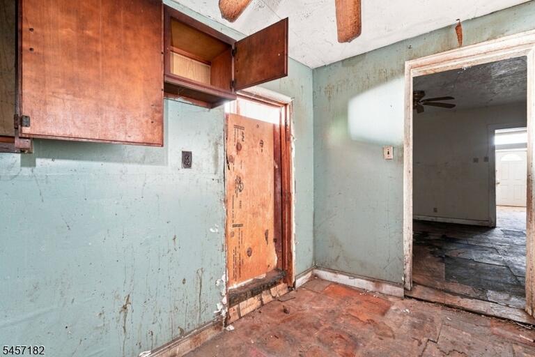 Property listing MLS 4049890 photo 17