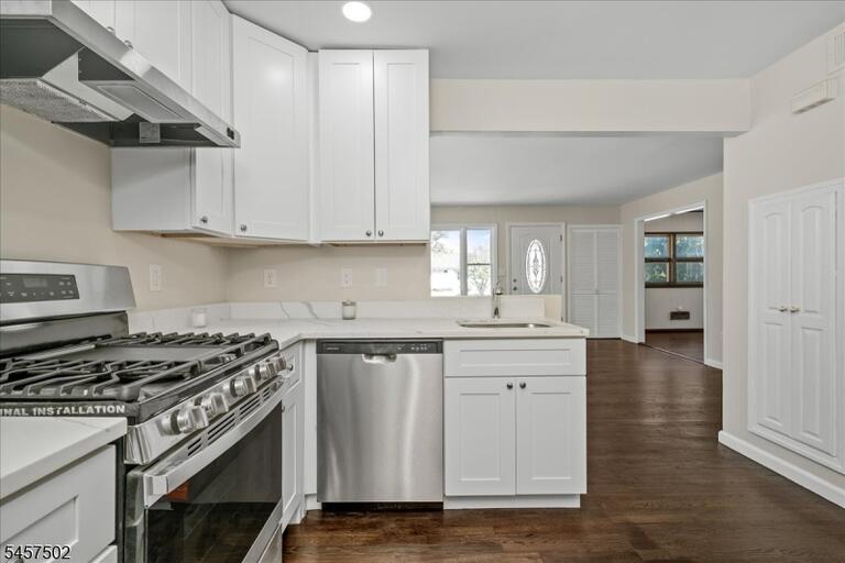 Property listing MLS 4049902 photo 12