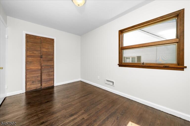 Property listing MLS 4049902 photo 23