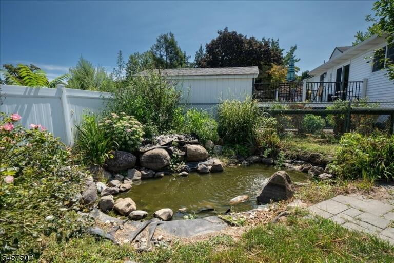Property listing MLS 4049902 photo 44