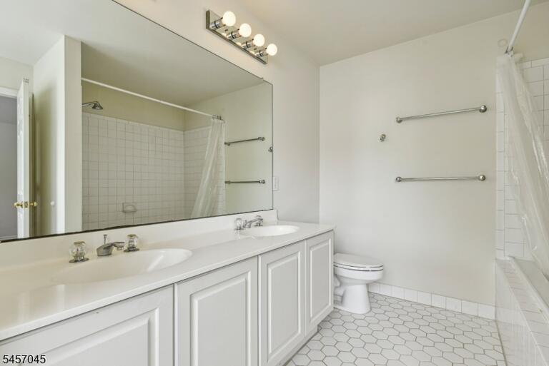 Property listing MLS 4049909 photo 9