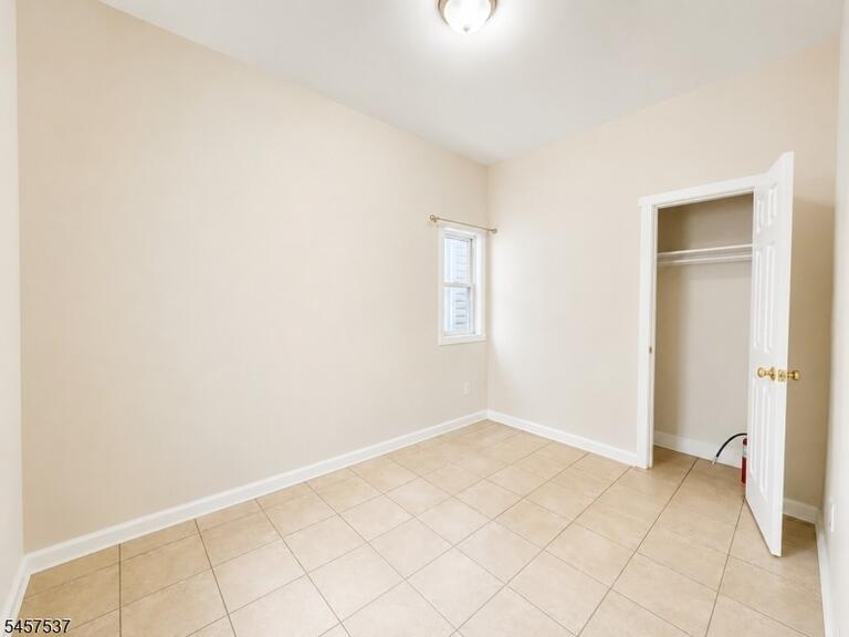 Property listing MLS 4049921 photo 17