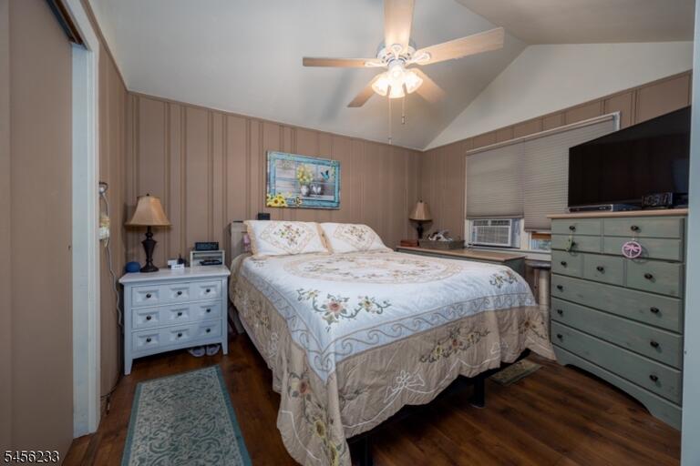 Property listing MLS 4049922 photo 8