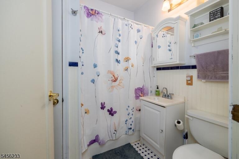 Property listing MLS 4049922 photo 9