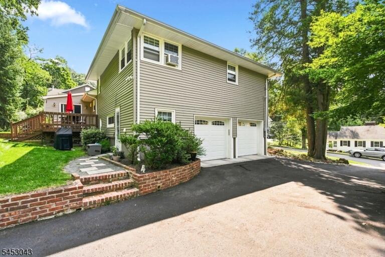 Property listing MLS 4049923 photo 27