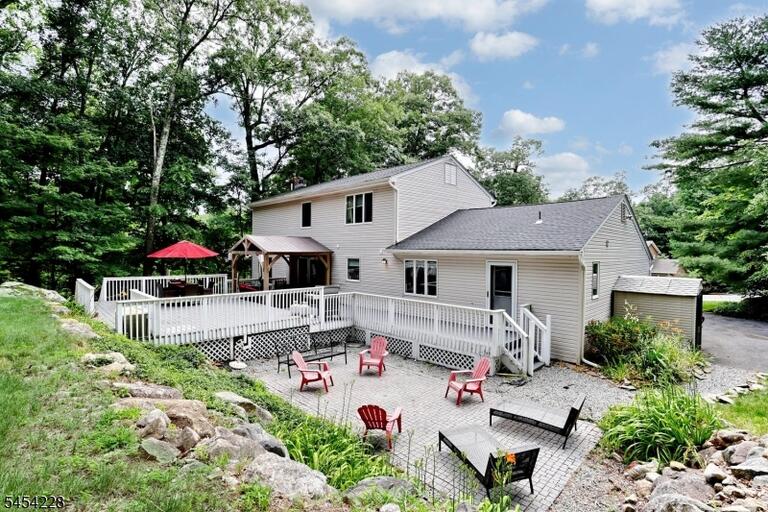 Property listing MLS 4049935 photo 41