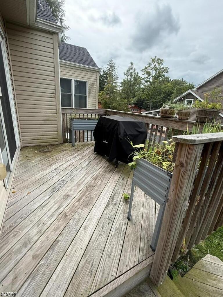 Property listing MLS 4049939 photo 25