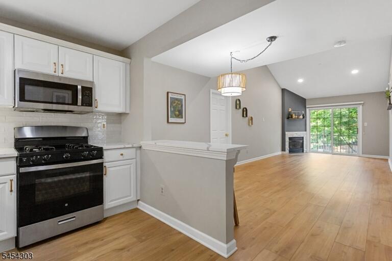 Property listing MLS 4049944 photo 15