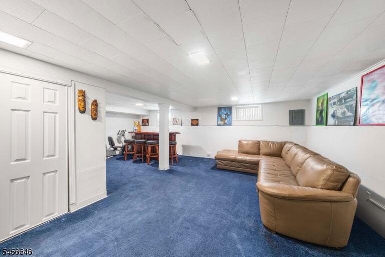 Property listing MLS 4049953 photo 19
