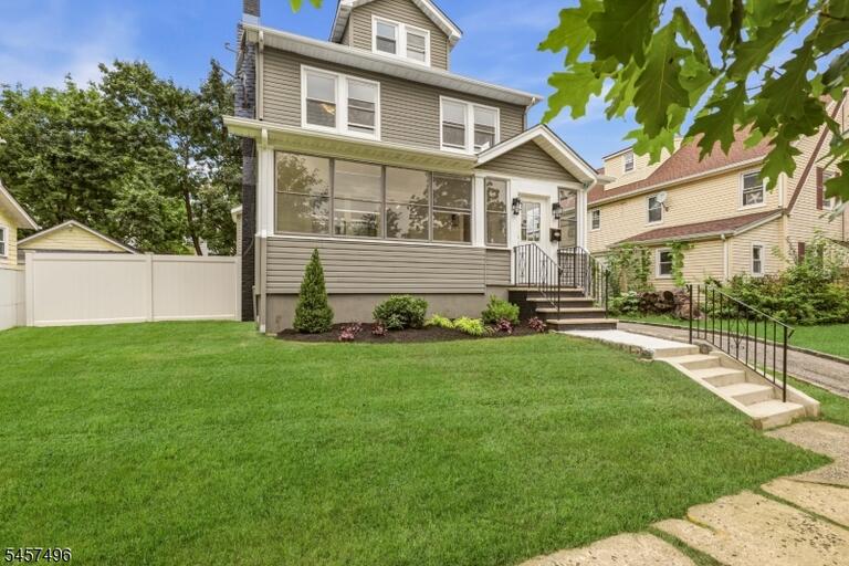 Property listing MLS 4049960 photo 1