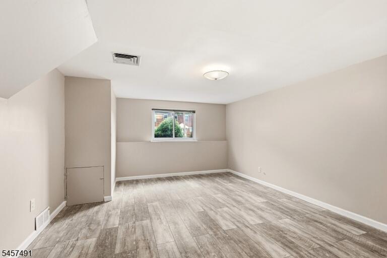 Property listing MLS 4049962 photo 22