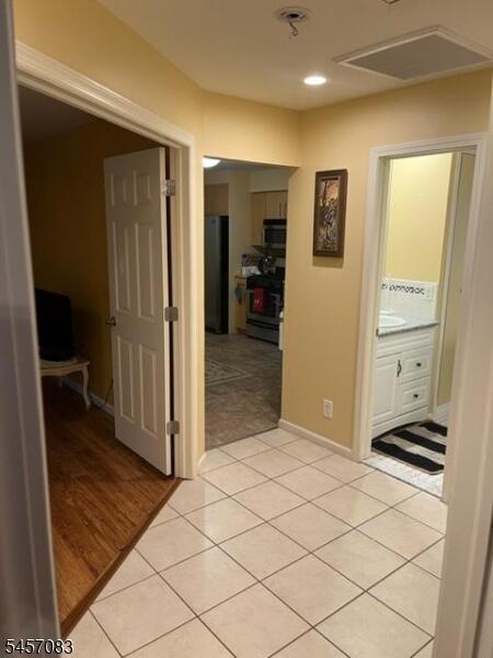 Property listing MLS 4049976 photo 8