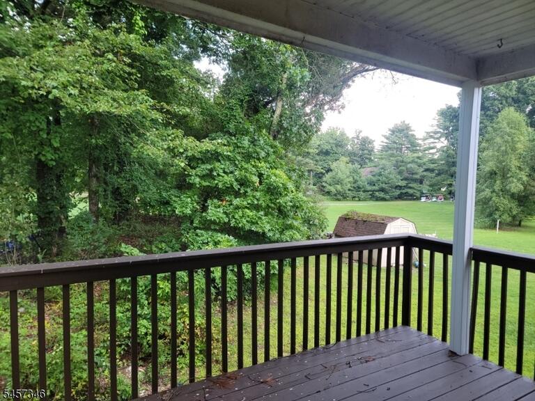 Property listing MLS 4049980 photo 2
