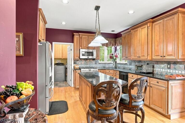 Property listing MLS 4049981 photo 22