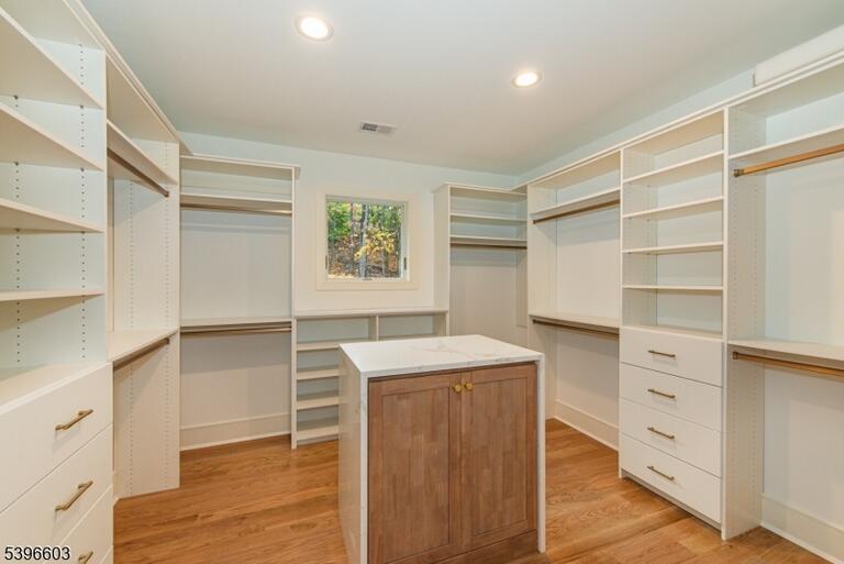 Property listing MLS 4049995 photo 23