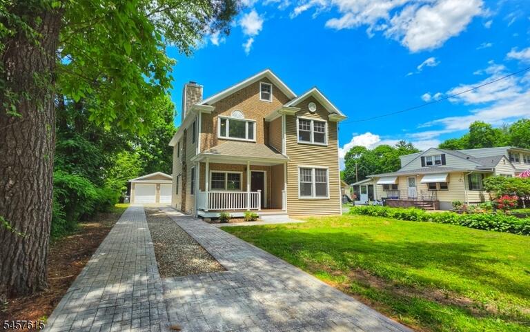Property listing MLS 4049996 photo 2