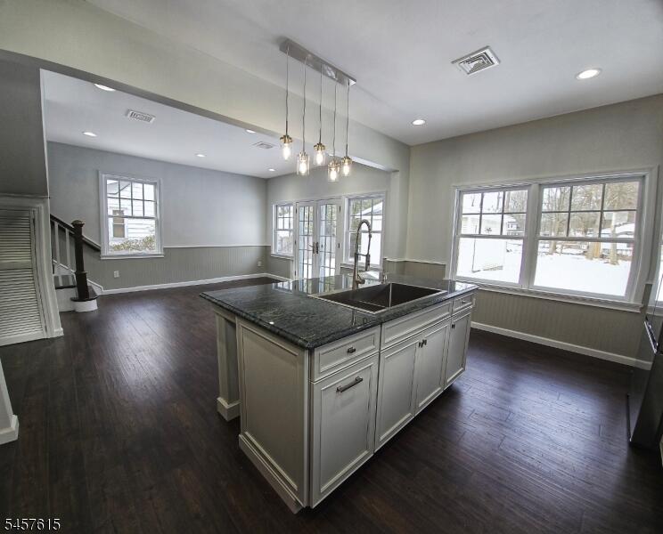 Property listing MLS 4049996 photo 9