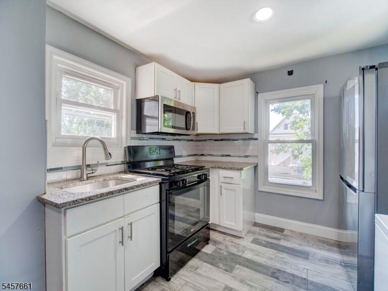 Property listing MLS 4050030 photo 7
