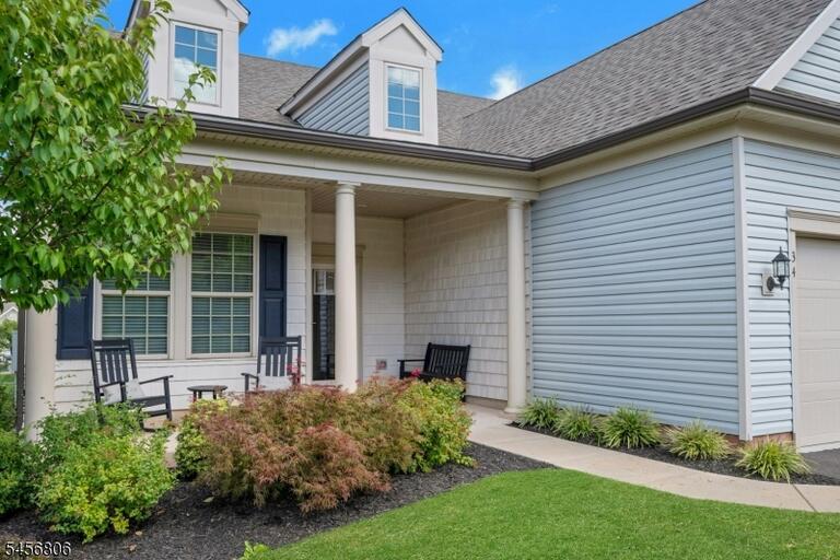 Property listing MLS 4050045 photo 4
