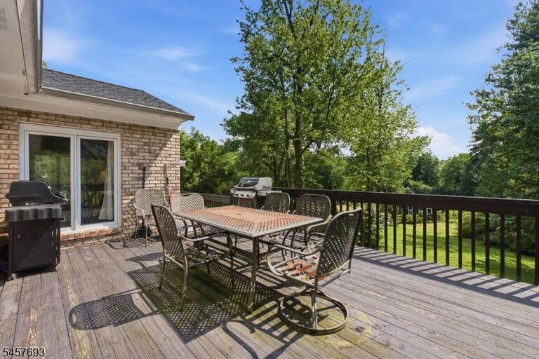 Property listing MLS 4050055 photo 38