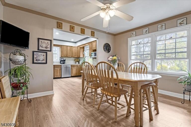 Property listing MLS 4050063 photo 12