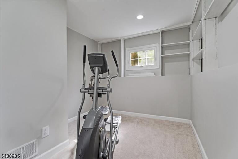 Property listing MLS 4050063 photo 21