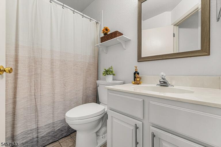 Property listing MLS 4050081 photo 13