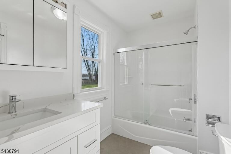 Property listing MLS 4050092 photo 10