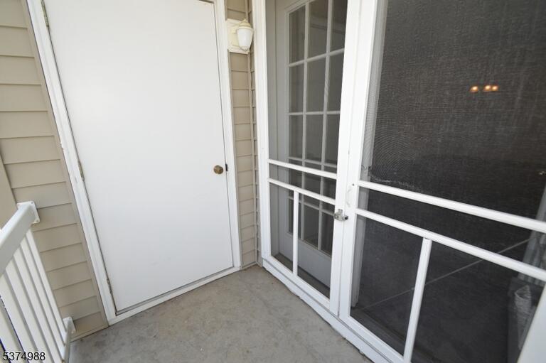 Property listing MLS 4050113 photo 10