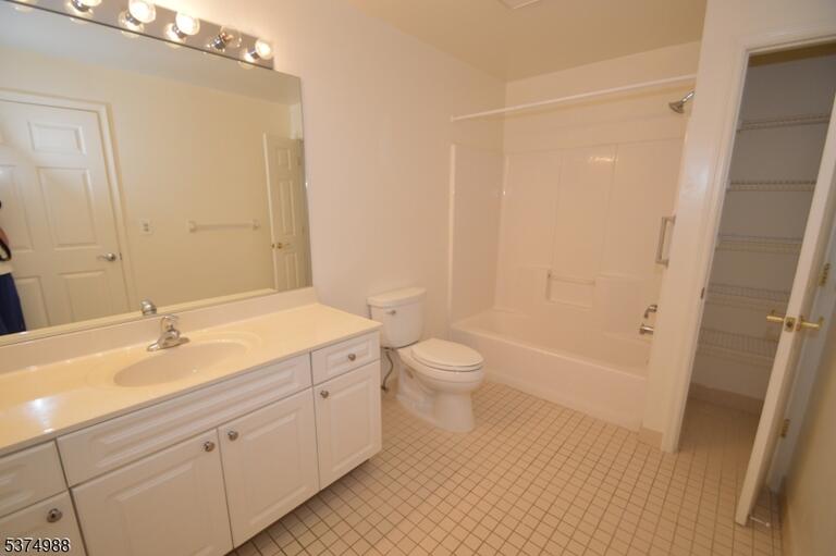 Property listing MLS 4050113 photo 11
